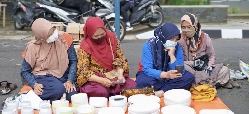 Impact of Program Keluarga Harapan (PKH), the largest conditional cash transfer program of Indonesia, on the health outcomes of mothers and children