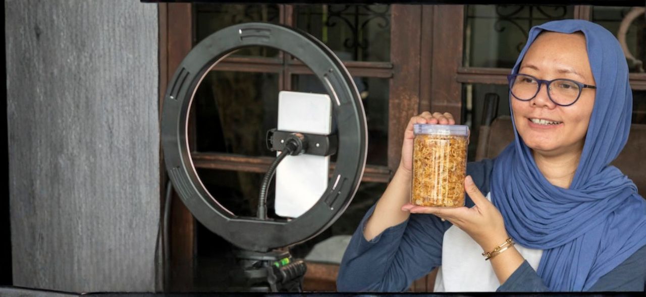 Leveraging the currency of trust: How social commerce data can inform risk management and bring formal finance to women-led MSMEs